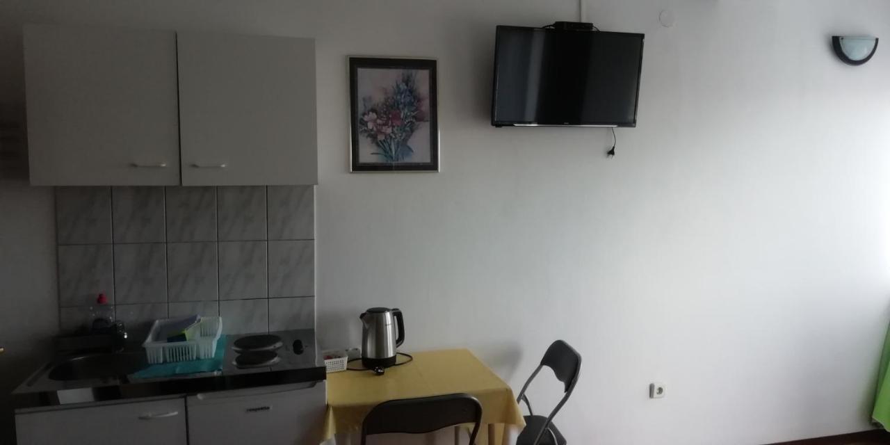 Apartments Bibijana Pakostane Exterior photo